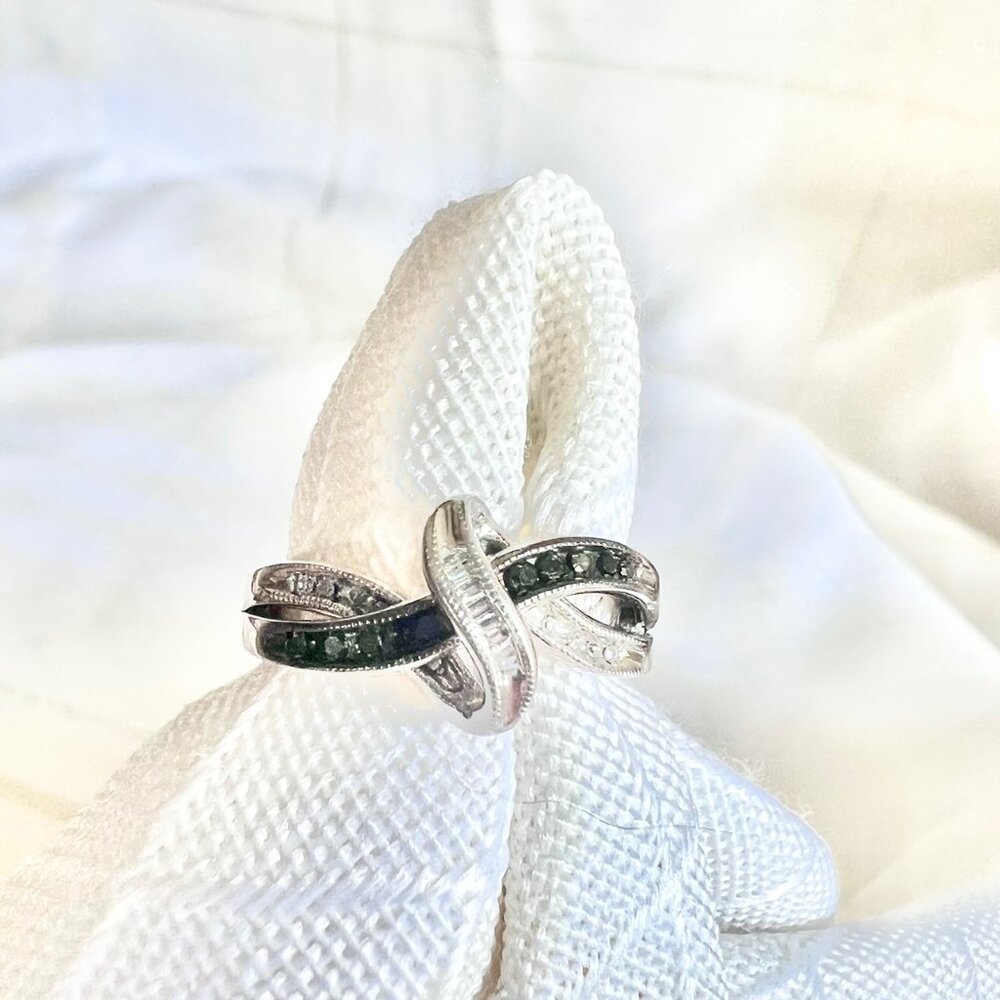 Black and White Diamond Twist Knot Sterling Silver Ring Size 5